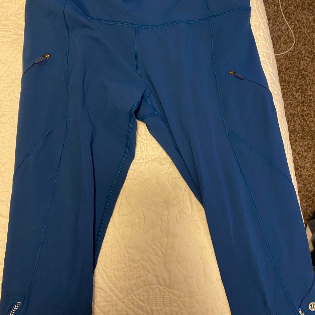 Lulu Lemon Blue Leggings With Reflective Seam